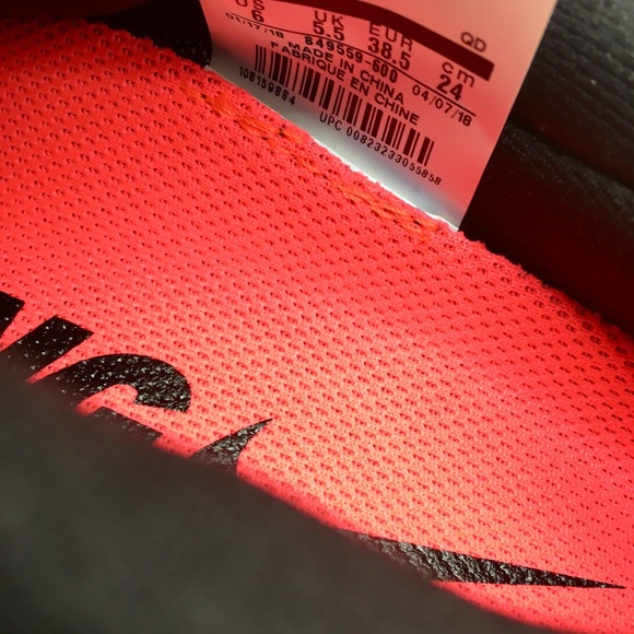 Nike Air Max 2017 Bright Red - Picture 6 of 6